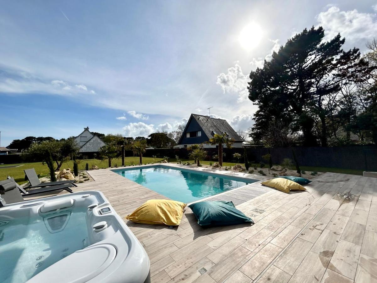 Superbe Villa Tout Confort Avec Piscine Chauffee Er Couverte Et Spa A 2 Pas De La Plage ฟุยส์นอง ภายนอก รูปภาพ