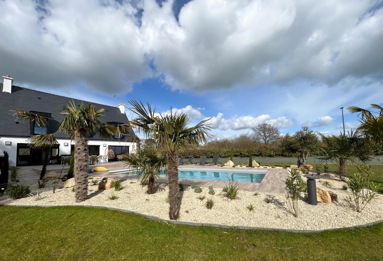 Superbe Villa Tout Confort Avec Piscine Chauffee Er Couverte Et Spa A 2 Pas De La Plage ฟุยส์นอง ภายนอก รูปภาพ