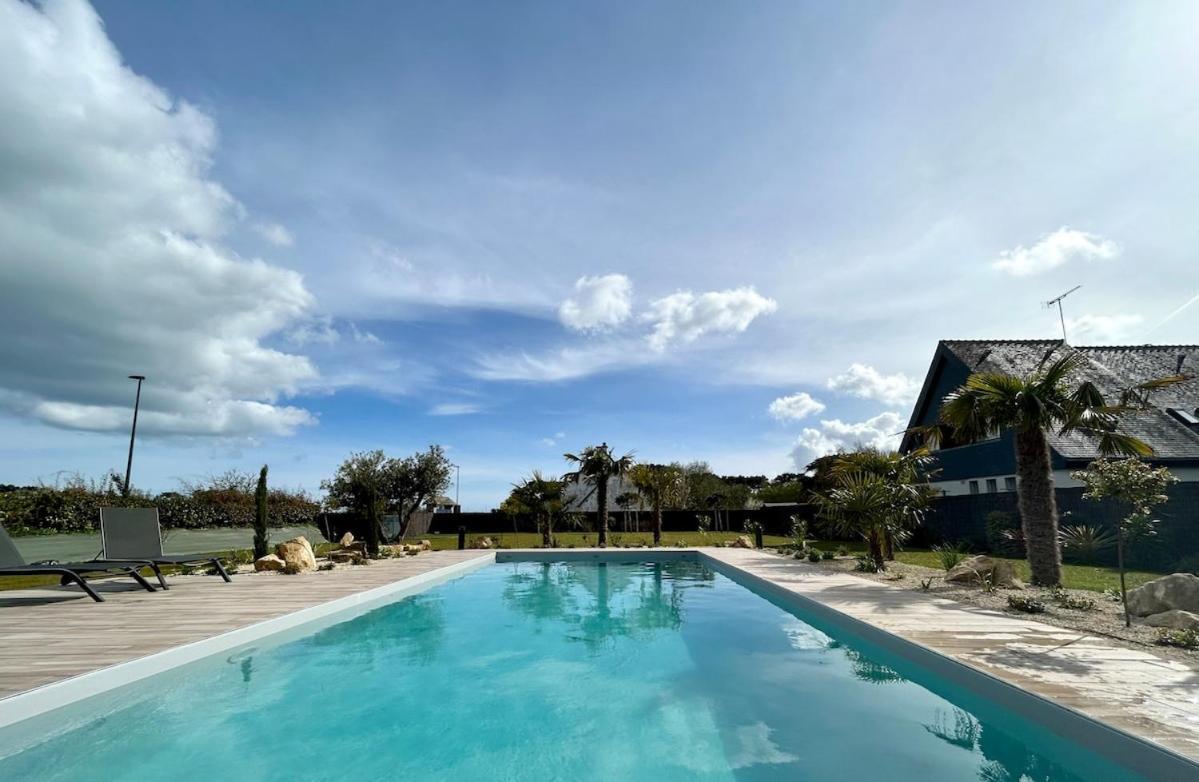 Superbe Villa Tout Confort Avec Piscine Chauffee Er Couverte Et Spa A 2 Pas De La Plage ฟุยส์นอง ภายนอก รูปภาพ